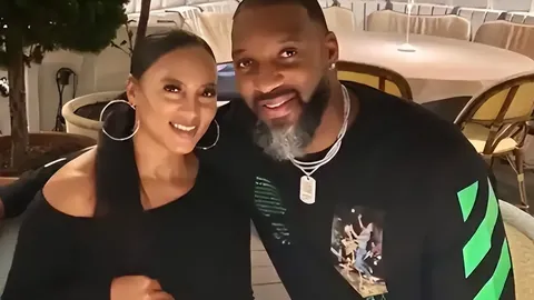 乔丹又获3.3亿分红，零头未花却烦恼太多，财富如山